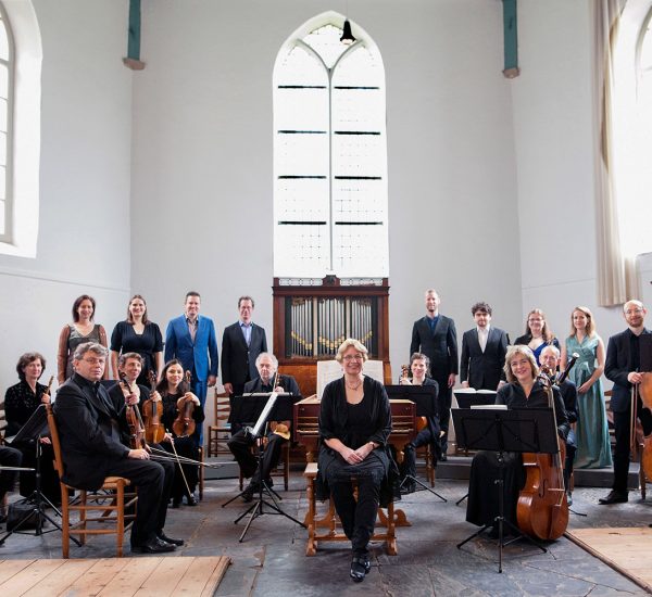 Apollo Ensemble plus zangers -  foto Anne Meyer